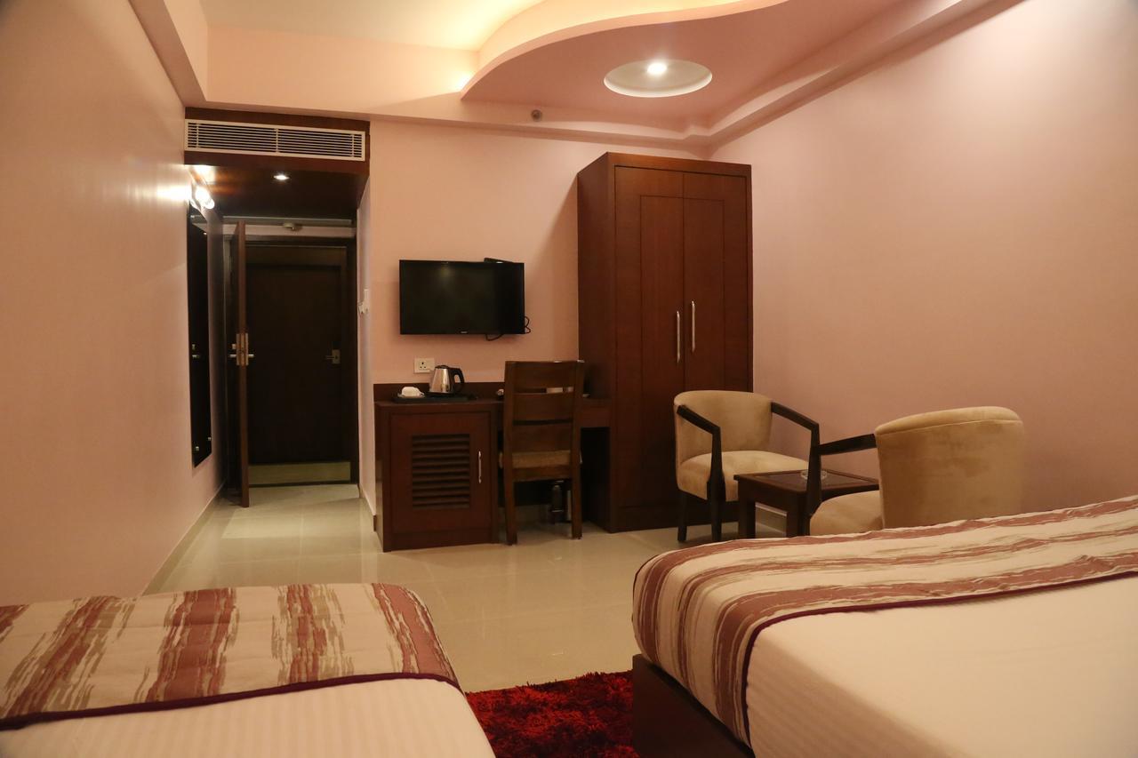 Hotel Varanasi Inn Eksteriør billede