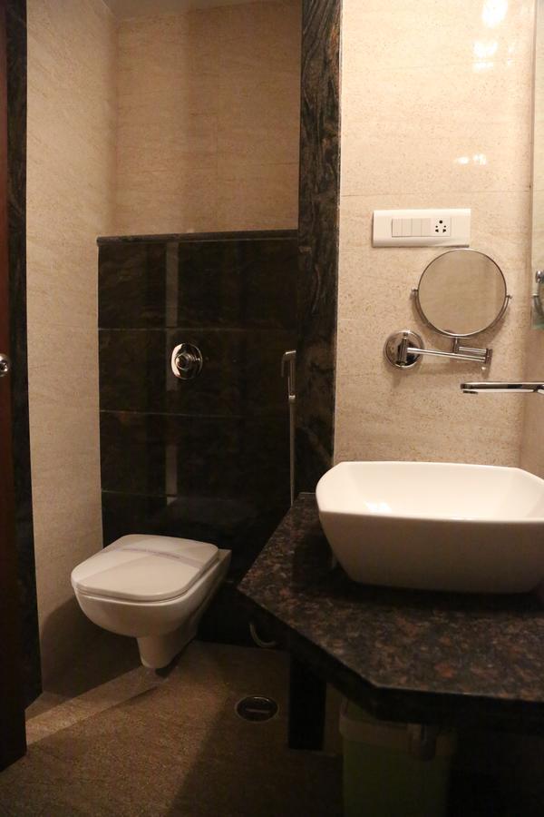 Hotel Varanasi Inn Eksteriør billede