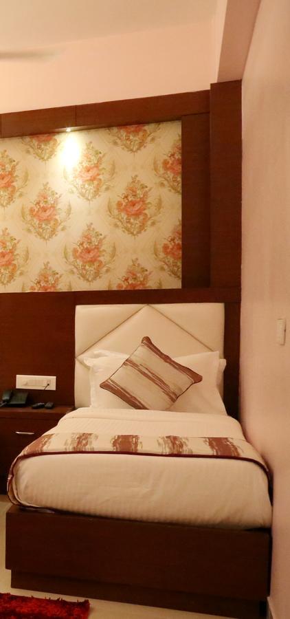 Hotel Varanasi Inn Eksteriør billede